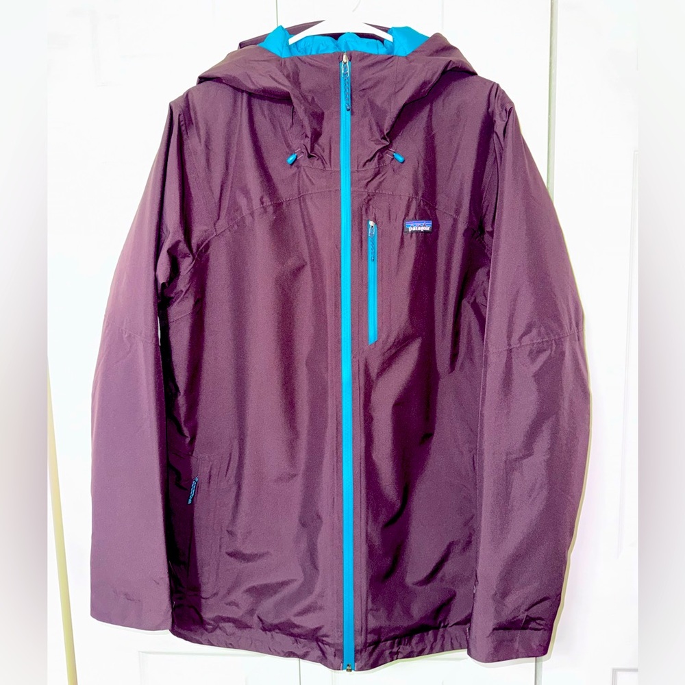 New w/o tags Patagonia Powder Town coat.